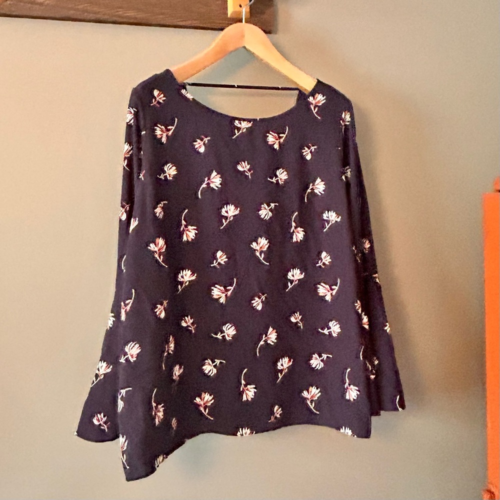 Soprano Floral Bell Sleeve Blouse - Plus Size 1X - Good Condition